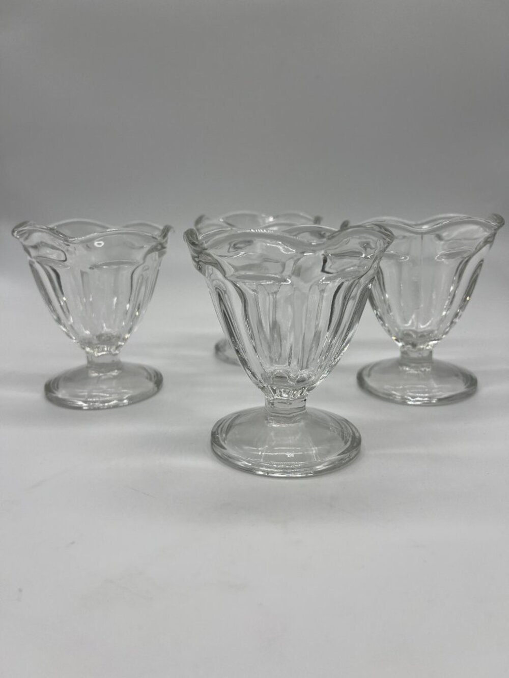 Vintage Anchor Hocking Dessert Glasses Set Of 4 Clear Glass 4.5" Tall Scalloped